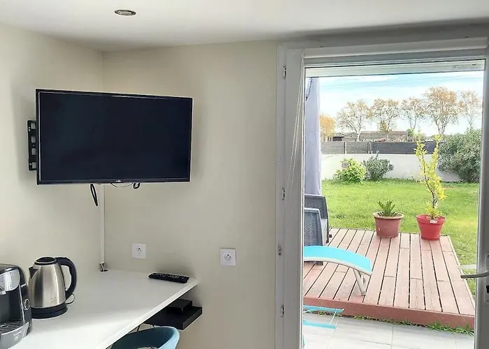 アパート Quiet With Private Parking